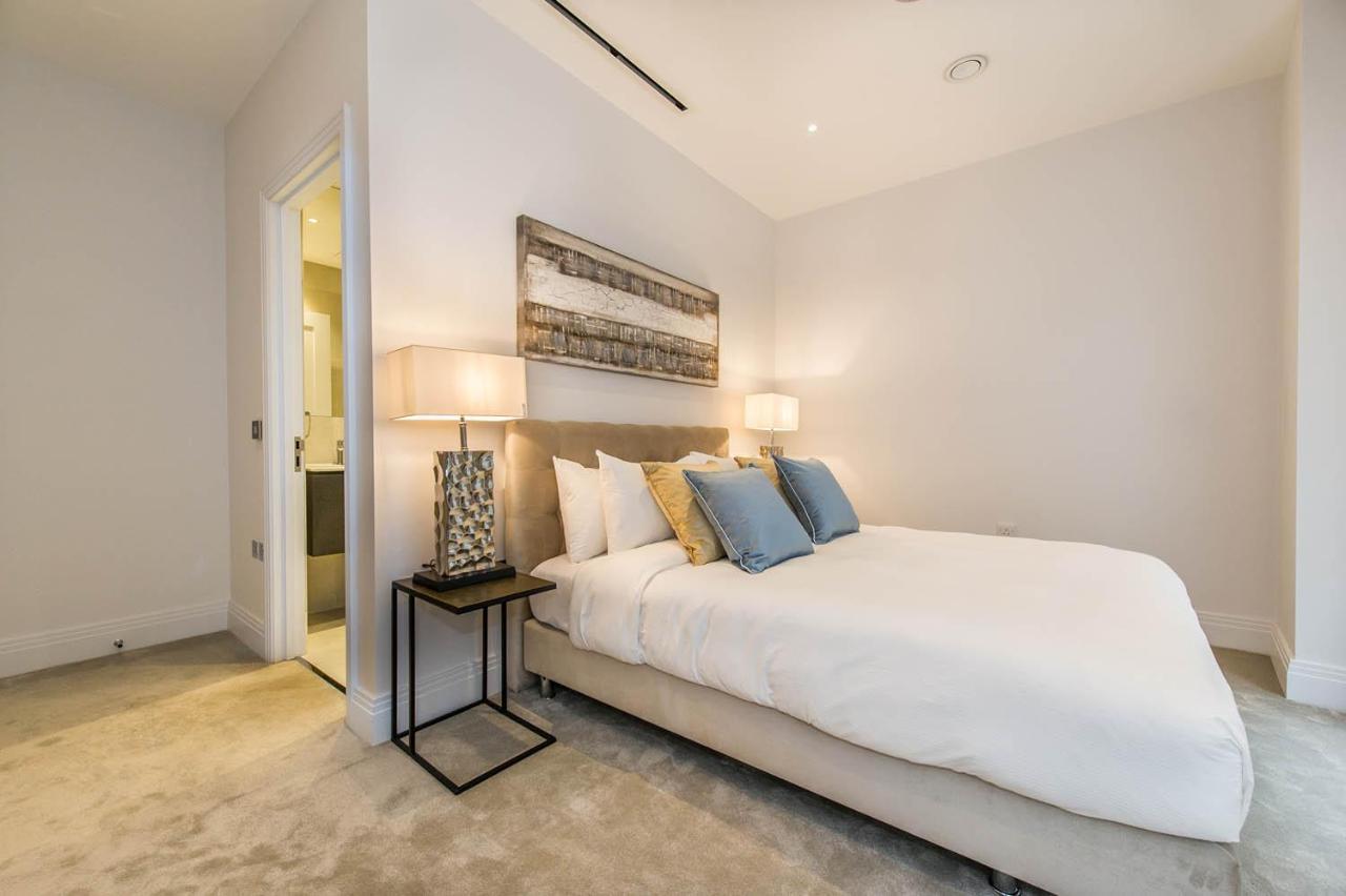 Chancery Quarters - 124 Chancery Lane ลอนดอน ภายนอก รูปภาพ