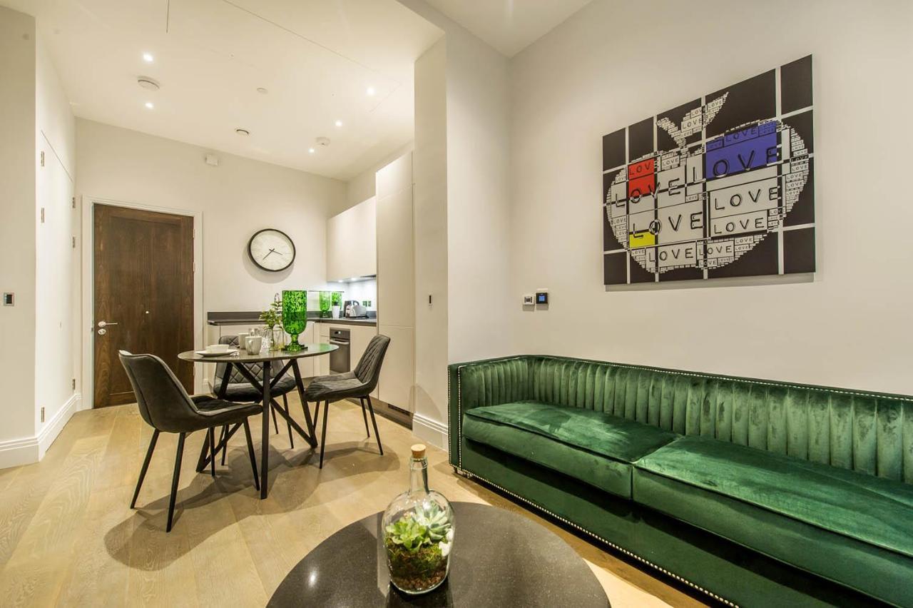 Chancery Quarters - 124 Chancery Lane ลอนดอน ภายนอก รูปภาพ