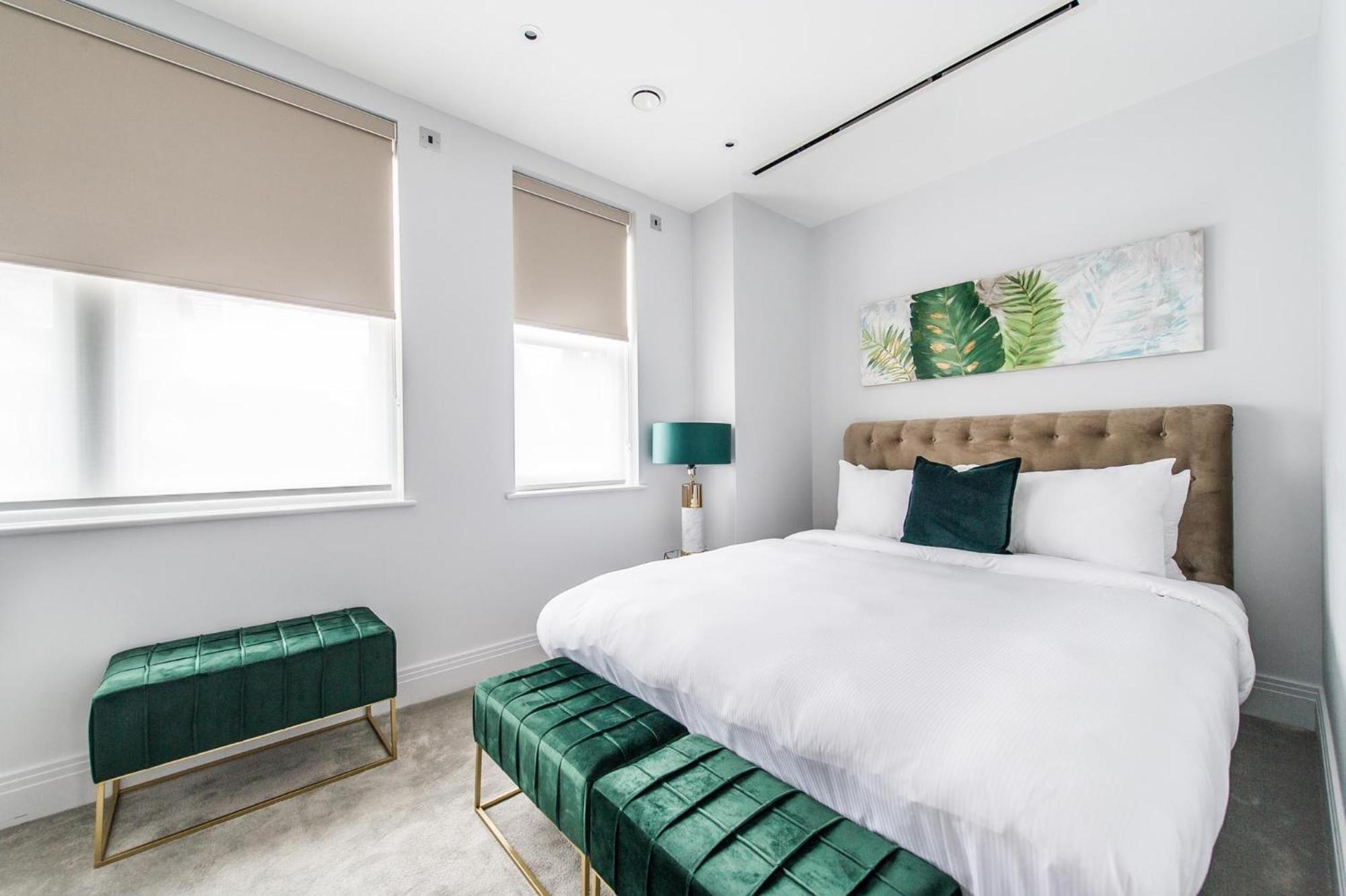 Chancery Quarters - 124 Chancery Lane ลอนดอน ภายนอก รูปภาพ