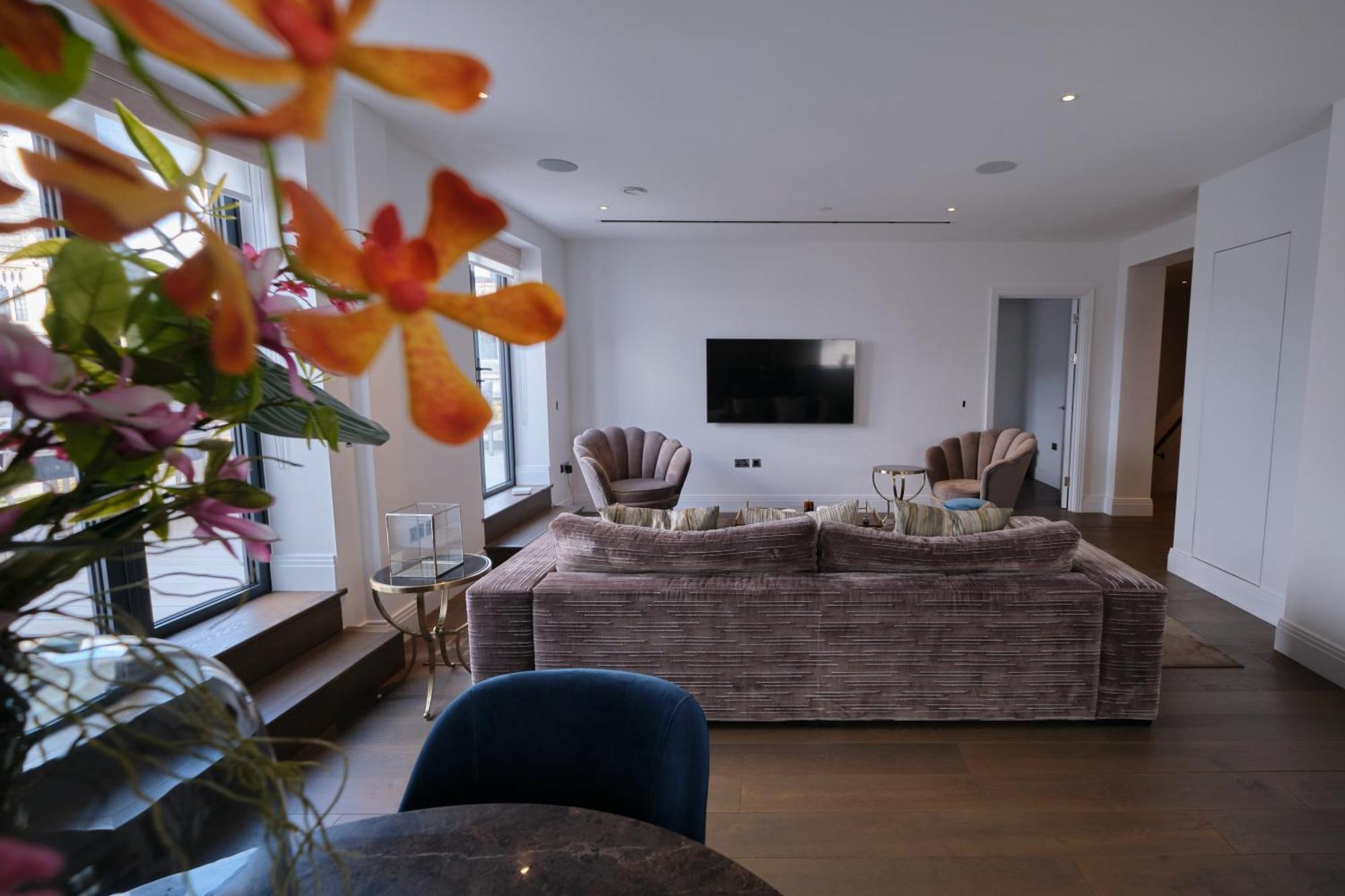 Chancery Quarters - 124 Chancery Lane ลอนดอน ภายนอก รูปภาพ